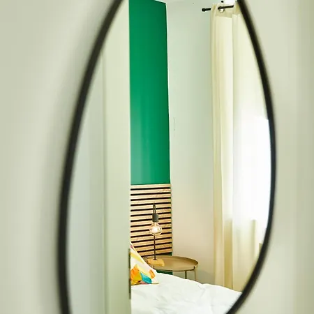 Be-2g - F2 Pour 1-2 Pers Au 2eme Etage Au Centre De