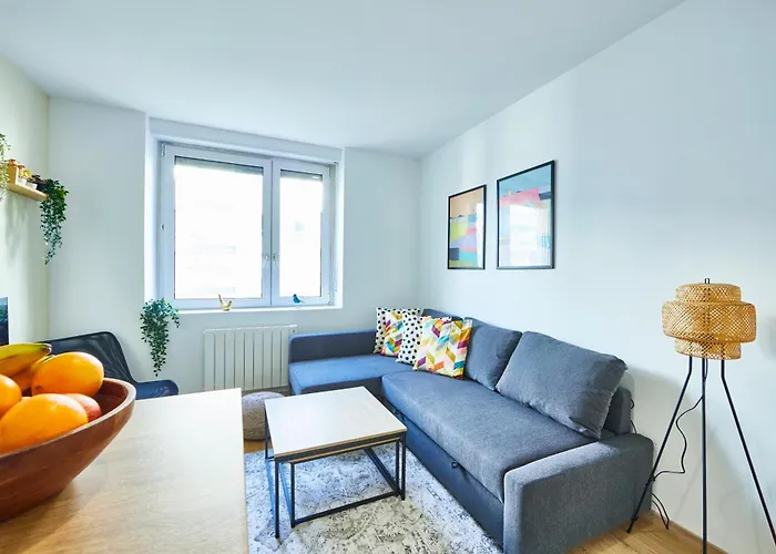 Apartment Be-2g - Joli 2 Pieces Equipe - 1 A 2 Pers Au 2eme Etage Au Centre De